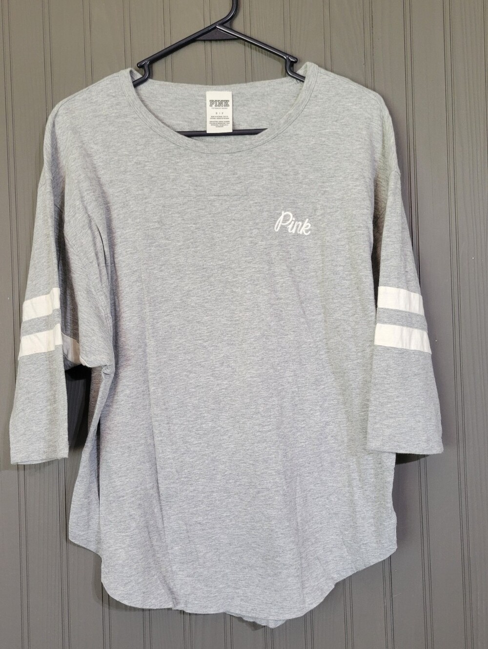 Victoria's Secret PINK Jersey Top Shirt Love Pink Graphic Gray Women's Small